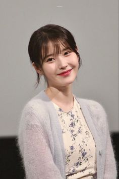 #SINGER #ACTRESS #IU Dream Stage Greeting🔥 Iu Pics, Lee Ji Eun, Dream Dream, Body Hygiene, Vogue Covers, Cute Love Quotes, Korean Beauty