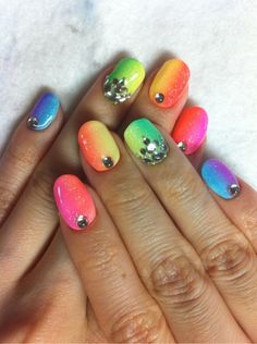 neon gradation nail art glitter Fishing Nails, Neon Nail Colors, Wedding Nail Polish, Gradation Nails, Rainbow Diamond, Rainbow Nail