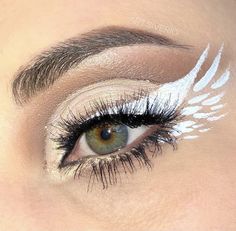 Angel Makeup Ideas, Dark Angel Makeup, Angel Halloween Makeup, Makeup Ideas For Halloween, Devil Makeup, Holloween Makeup, Angel Makeup, Halloween Eye Makeup, Halloween Makeup Scary