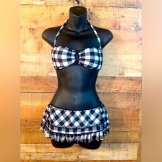 Price Is Firm Gorgeous Plaid Ruffled Skirt Pin Up Style Swimsuit Size Small. Worn Once. Original Betsey Pre-Bankrupcy. High Quality Thick Skirt. Retro Pinup. Rare Find With This Top Playboy, Babydoll, Sexy, Barbie, Retro, Corset, Lingerie Etc Not For Trade Cute Skirt Swimsuit, Fitted Ruffled Halter Neck Swimwear, Cancun Fits, 90s Swimsuit, Outfit Template, Thick Skirt, Baithing Suits, Pretty Swimsuits, Y2k Fits