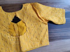 Rawsilk Blouse – VAVS WOMENS STOP Boat Neck Black Blouse Designs, Cotton Blouse Pattern, Black Blouse Designs, Long Blouse Designs, Patch Work Blouse Designs, Boat Neck Blouse Design, Cotton Blouse Design, Latest Blouse Designs Pattern, Mangalsutra Design