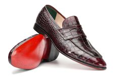 Make a bold statement with our Exotic Crocodile Penny Loafers, featuring rounded apron leather piping for a touch of sophistication and elegance. Crafted for the modern gentleman who appreciates luxurious style and impeccable craftsmanship, these loafers are sure to elevate any ensemble. Tailored Fit Guarantee: Enjoy hassle-free returns and remakes to ensure the perfect fit, so you can step out in style with confidence. Convenient Sizing: Available in US, UK, and EU sizes with various width opti Mens Loafers, Patina Finish, Heel Caps, Modern Gentleman, Penny Loafer, Goat Leather, Rubber Heels, Penny Loafers, Slip Ons