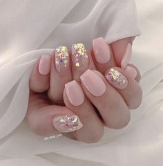 Dusty Pink Nails, Chunky Glitter Nails, Short Pink Nails, Pink Glitter Nails, Classy Christmas, Girly Acrylic Nails, Summery Nails, Rose Gold Nails, Pink Nail Designs