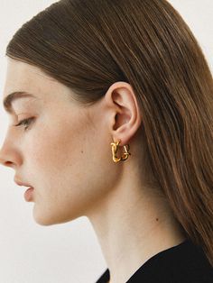 Editor's NotesOOZE's jewelry is inspired by the ocean creatures' movements.- Twisted line detail Earrings- Gold plated - Perfect for layering- Elevated essential line- Clip style closure option availableMeasurements(in.)- Size: 5mm Thickness S: 0.9 in.M: 1.2 in. L: 1.4 in.Composition & Care- Brass, 18K Gold plating- Avoid direct heat and moisture- Keep in a zip bag- Professional cleaning is recommended** Additional costs apply according to size above.Designer- by OOZE Professional Bag, By The Ocean, Ocean Creatures, Zipped Bag, Accessories Jewelry Earrings, Professional Cleaning, Women Accessories Jewelry, Earrings Gold, Gold Plating