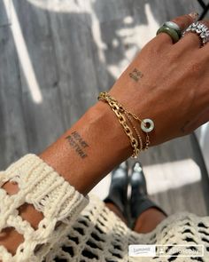 Ubuntu Tattoo, Jewelry Editorial, Precious Jewels, Beauty Tattoos, Creative Tattoos, Mini Tattoos, Finger Tattoos