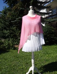 Poncho bubblegum pink Knit Cape Must Have Accessory Women Clothing Accessory Cape Shoulder Covering Scarf Stretch Overwrap One-Size Handmade **Poncho bubblegum pink** This chic knit top is an absolute MUST-HAVE accessory and with its one size fits all sizes. An accessory that's very popular for versatility and can be worn either as a cape, scarf or poncho and anywhere you want it to be covered to easily wrap around the arms or the chest and shoulders, without completely over-fitting your outfit Handmade Poncho, Pink Poncho, Poncho Outfit, Pink Cape, Simple Tank Tops, Cape Scarf, Knitted Cape, Ladies Poncho, Pink Knit