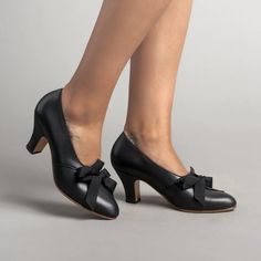 Hazel Women's Vintage Pumps (Black) – American Duchess Formal Court Shoes With Bow And Low Heel, Formal Low Heel Court Shoes With Bow, Formal Leather Kitten Heels With Bow, Elegant Court Shoes With Bow And Round Toe, Elegant Round Toe Court Shoes With Bow, Elegant Leather Kitten Heels With Bow, Classic Formal Heels With Bow, Classic Evening Heels With Bow, Low Heel Court Shoes With Bow For Evening