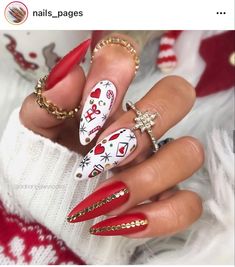 Holiday Vibes 🎁 Festive Nails Christmas, Christmas Nail Colors, Festive Nails, Red Christmas Nails, Plaid Nails, Sweater Nails, Polka Dot Nails, Red Nail Designs