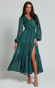 Edelyn Midi Dress - Cut Out Balloon Sleeve Tiered Dress in Emerald | Showpo USA Emerald Clothes, Long Sleeve Green Dress, Sleeve Dress Formal, Fall Family Photo Shoot, Cocktail Theme, Emerald Green Dress, Basic Black Dress, Cocktail Party Wedding, Emerald Green Dresses