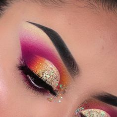 Sunset Eyeshadow, Glittery Eye Makeup, Goddess Makeup, Eye Makeup Application, Makeup Pictorial, Carnival Makeup, Eye Makeup Techniques, Chic Makeup, Eye Makeup Steps