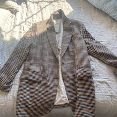 Nwt H&M Checkered Blazer, Size M H&m Blazer For Office Wear In Fall, H&m Casual Office Outerwear, Casual H&m Outerwear For Office, H&m Fall Blazer For Office, H&m Blazer For Office In Fall, H&m Tailored Outerwear For Fall, H&m Casual Workwear Blazer, Tailored H&m Outerwear For Fall, Tailored Fall Outerwear From H&m