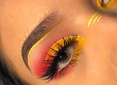 Coachella Make-up, Coachella Makeup, Make Carnaval, Maquillage Yeux Cut Crease, Halloween Make-up Looks, Halloween Trends, Eye Makeup Styles, Beautiful Eye Makeup, Colorful Eye Makeup