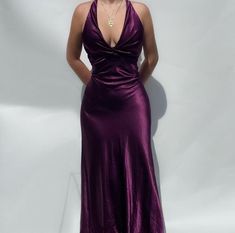 Halter Purple Dress, Euphoria Prom Dress Ideas, Plunge Prom Dress, Purple Dance Dress, Formal Dresses 90s, Prom Dress Big Bust Fit, Y2k Prom Dress Aesthetic, Dark Purple Prom Dress Aesthetic, Dark Purple Formal Dress Long