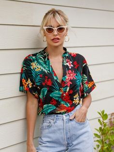 Tropical Tops For Women, Tropical Print Shirt, Print Shirts Women, Dolman Sleeve Top, Dolman Sleeve Tops, Korean Girl Fashion, Island Style, Women Blouses