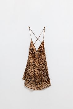 Length: Short. Subcategory: Dress. Collar: Halter . Sleeves: Sleeveless style. Print: Animal print. Fit: Standard fit. Style: Daily. Detail: Open back. Fabric: Chiffon. Product details: Fully lined. Waist: Elasticated back. runs true to size. S. 100% Polyester LINING 100% Polyester Tan Scarf, Skirt Jumpsuit, Scarf Headband, Romper Pants, Sweater Coats, Jean Shirts, Hat Hairstyles, Chiffon Dress, Playsuit Jumpsuit