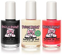 A rainbow of colors for your little one to enjoy (including a clear formula that glows green in the dark!), this Ghouls Wanna Have Fun nail polish set is perfect for lazy Saturdays or sleepover parties! From Piggy Paint.  Includes: