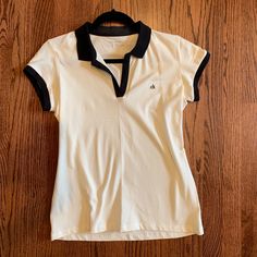 -Brand New Without Tags -Women’s Polo With Ck Logo -Navy Blue Collar Fitted White Calvin Klein Tops, Calvin Klein Sporty Fitted Top, Ck Logo, Calvin Klein White, Calvin Klein Women, Womens Calvin Klein, White Blue, Calvin Klein, Blue White