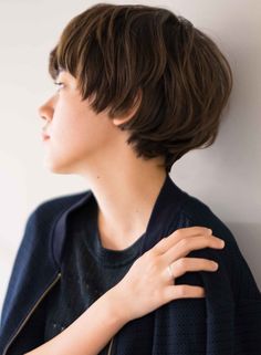 大人可愛い骨格美ハンサムマッシュショート(髪型ショートヘア) ผมทรง Long Pixie, Bowl Haircuts, Shot Hair Styles, Short Haircut, Girl Short Hair, Short Hairstyles For Women, Hair Designs, Womens Haircuts, Hair Looks