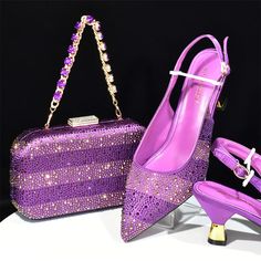 Fashionable Italian Style women shoes Elegant Purple Bags For Spring, Elegant Bags For Night Out In Spring, Elegant Spring Bag For Night Out, Elegant Spring Night Out Bag, African Wedding Jewelry, Shoe Hacks, Italian Handbags, Water Soluble Fabric, Italian Leather Handbags