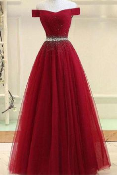 Las Vegas Dress, Prom Dress Pictures, Dark Red Dresses, Red Dresses Classy, Corset Dress Prom, Mermaid Bridesmaid Dresses, Long Prom Dresses, Dresses Royal, Pretty Prom Dresses