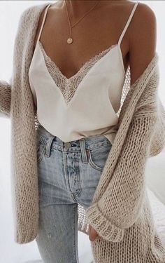 Fest Outfits, Trendy Outfits Winter, Pastel Outfit, Nails Short, Winter Fashion Outfits, Button Detail, Cute Casual Outfits