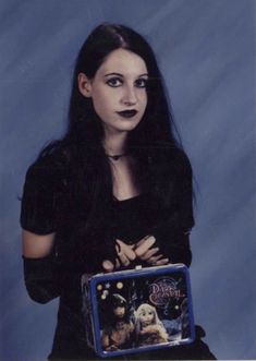 90s Mall Goth, 2000s Mall Goth, Hipster Goth, Alternative Subcultures, 2000s Goth, Goth Gifts, How To Impress, 90s Goth, Goth Girl