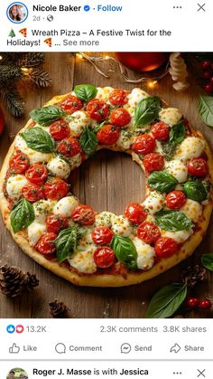 Wreath Pizza, Pizza Wreath, Homemade Pizza Dough Easy, Mozzarella Balls, Marinara Sauce Recipe, Pizza Sauce Recipe, Xmas Food, Pizza Recipes Dough, Holiday Appetizers