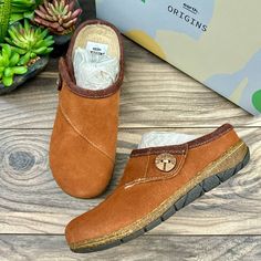 - New In Box. - Product Description Is Provided In One Of The Photos. - Orders Are Shipped On The Same Day Or The Next Business Day. Madison Brown, Wool Clogs, Black Clogs, Suede Clogs, Black Suede Shoes, Leather Clogs, Womens Clogs, Clogs Shoes, Black Slip Ons