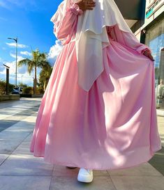 Muslim Fashion Outfits, Niqab, Girly Photography, Boyfriend Pictures, Modest Outfits, Muslim Fashion, Celebrities Female