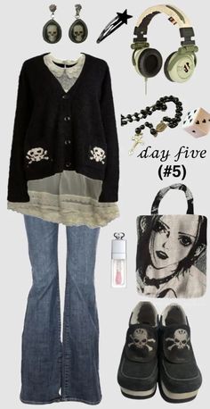 Grunge Brown Outfit, Y2k Star Aesthetic Outfits, Y2k Stars Clothes, Y2k Star Fashion, Star Aesthetic Y2k Outfit, Star Jacket Y2k, Star Y2k Outfit, Y2k Outfits Star, Star Core Aesthetic Outfits