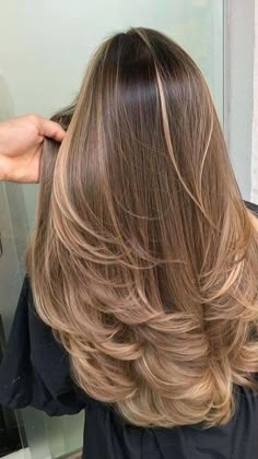 Trend Ideas, Hairstyles For Layered Hair, Hair Done, Brown Hair Balayage, Long Brown Hair, Hair Trend, Brown Blonde Hair, Long Layered Hair, Haircuts For Long Hair