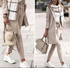 Check Scarf Outfit, Cream Coat Outfit Winter, Beige Winter Outfit, Zara Basic Top, Beige Hose, Cream Coat, Outfit Zara