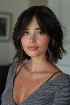 Brunette Bob Haircut, Wolf Haircut, Brunette Bob, Honey Brown Hair, Bold Hair Color, Hair Color Light Brown, Mom Hairstyles, Light Hair Color, Hair Styles 2017