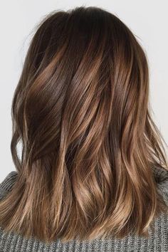 Brown Shoulder Length Hair, Brunette Ombre, Honey Brown Hair, Brunette Balayage, Tortoise Shell Hair, Brunette Balayage Hair, Shoulder Length Hair Cuts, Brown Blonde Hair