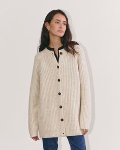 The Fisherman Cardigan in Cloud Heathered Oat – Everlane Fisherman Cardigan, Brown Chelsea Boots, Cocoon Cardigan, Cozy Chic, Knitwear Cardigan, Autumn Photography, Knitting Women, Knitwear Women, Layering Pieces