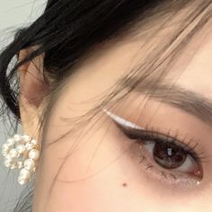 Weeekly Jihan, Doll Eye Makeup, Ethereal Makeup, Asian Eye Makeup, Makeup Makeover, Eye Makeup Art