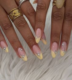 Spring 23, Cat Eye Nails, Gem Nails, Girls Nails, Yellow Nails, Classy Nails, Pretty Acrylic Nails