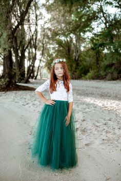 Emerald flower girl dress Lace flower girl dress Green flower | Etsy Emerald Flower Girl Dress, Peach Tulle Dress, Junior Girl Dresses, Flower Girl Gown, Lace Flower Girl Dress