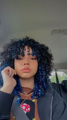 Dip Dyed Curly Hair, Hair Dye Color For Curly Hair, Blue Peekaboo Hair Curly, Curly Egirl Hair, Curl Dyed Hair, Cute Dyed Curly Hair, Dyed Curly Hair Inspiration, Curly Hair With Blue Streaks, Blue Hair Color Curly