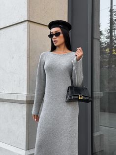 Colors: Gray, Champagne, Green Sizes: XS-S (2-4 US), M-L (6-8 US), XL (10 US) Composition: 30% angora, 10% wool, 40% nylon, 20% viscose Introducing the Soft Angora Wool Maxi Dress - the ultimate cozy winter dress designed to keep you warm while looking effortlessly stylish. This dress combines the luxurious softness of angora wool with the comfortable fit of a long maxi design, making it perfect for both fall and winter wardrobes. With its long sleeves and elegant silhouette, it effortlessly tra Wool Maxi Dress, Midi Dress Winter, Maxi Design, Womens Knit Dresses, Winter Dress, Sweater Dress Women, Maxi Knit Dress, Cozy Winter, Wool Dress