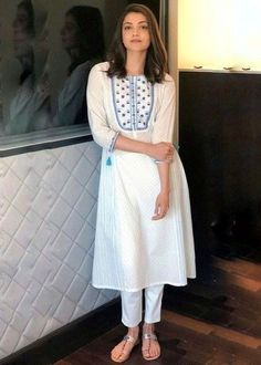 White Kurti, Latest Kurtis, Actress Pictures, Indian Kurti Designs, Simple Kurta Designs, Designer Kurti Patterns, Simple Kurti Designs, Salwar Designs, Gaun Fashion