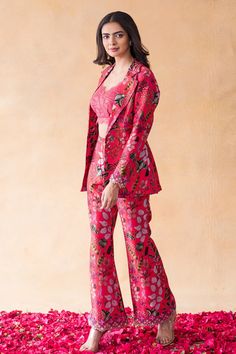 Buy Pink Dupion Silk Print Floral Sweetheart Neck Blazer And Pant Set For Women by Shachi Sood Online at Aza Fashions. Indian Dresses For Kids, Floral Print Blazer, Western Suits, Dresses Traditional, Blazer Outfits For Women, Embroidered Hem, Traditional Indian Dress, Fancy Dresses Long, Indian Dresses Traditional