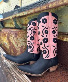 Retro Floral & Butterfly Knee High Boots Baby Pink/Black Leather Dingo Brand Beautiful Contrasting Leather Inlay Designs 16" Shaft Height 2.5" Square Block Fashion Heel Pull On Style Almond Toe Cushion Comfort Insole Tall Fashion Heel Runs True We Also Carry These In Mint Green/Sand & Orange/Brown ***PREORDER DATES are subject to change, as these are "made to order" shoes. If you choose to cancel your PREORDER you will receive a STORE CREDIT, as we do not offer refunds! ***These are shipped to y Red Suede Boots, Leather Inlay, Green Sand, Bar Hopping, Leather Knee High Boots, Tall Fashion, Kimono Duster, Black Retro, Golden Jewelry