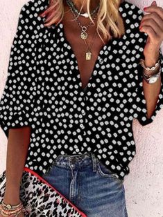 Women Vintage Half Sleeve Boho Floral Printed V Neck Plus Size Casual Tops Floral Print Shirts, Print Shirts Women, Ruffle T Shirt, V Neck Shirts, Plus Size Blouse, Ruffles Fashion, Floral Print Shirt, Boho Shirts, Tops Casual