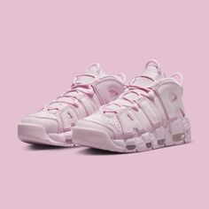 Nike Rosa, Nike Air Uptempo, Nike Air More Uptempo, Nike Air More, Retro Basketball Shoes, Pretty Shoes Sneakers, Cute Nikes