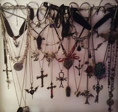 Trad Goth Jewelry, Trad Goth Accessories, Trad Goth Aesthetic, Gothic Necklaces, Goth Vibes, Goth Core, Trad Goth, Goth Accessories, Goth Jewelry