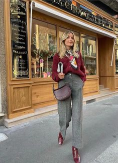 Dinner Outfit Casual, Latina Outfits, Chique Outfit, Burgundy Outfit, Downtown Outfits, Nashville Outfits, Outfit Vintage, Cardigan Outfits, Brunch Outfit