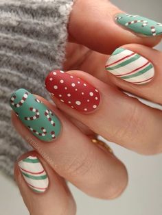 Candy Cane Nails, December Nails, Christmas Nails Easy, Colorful Nails, Her Nails, Cute Gel Nails, Christmas Nails Acrylic