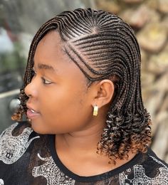 Bob Braids with Ringlets at the Ends Hair Bun Design, All Back Hairstyle, Ideas For Medium Length Hair, Hairstyles For Thinning Hair, Braided Bob, Curled Hair With Braid, Whimsical Hair, For Medium Length Hair Hairstyles