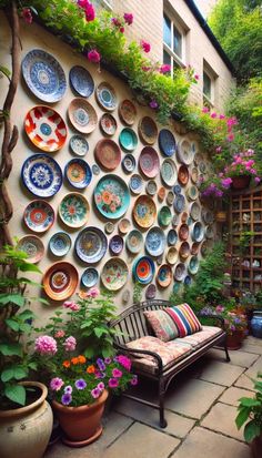 Outdoor Wall Decor Ideas, Small Flowering Plants, Small Courtyard, Metal Trellis, Wooden Trellis, Vintage Bench, Decor Hacks, Small Courtyards, Wall Decor Ideas